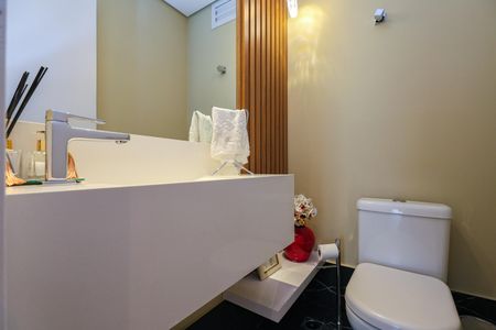 Apartamento à venda com 240m², 3 quartos e 4 vagasLavabo