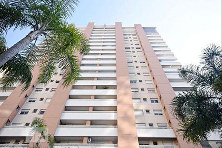 Apartamento à venda com 240m², 3 quartos e 4 vagasFachada