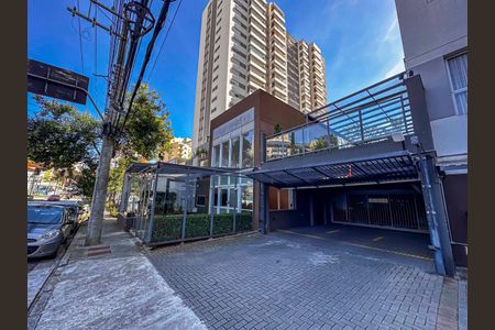 Apartamento à venda com 128m², 3 quartos e 2 vagasFachada e portaria
