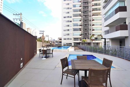 Apartamento à venda com 128m², 3 quartos e 2 vagasÁrea comum - Piscina