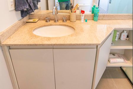 Apartamento à venda com 128m², 3 quartos e 2 vagasBanheiro do Quarto 3