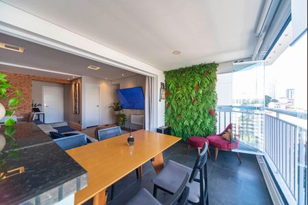 Apartamento à venda com 128m², 3 quartos e 2 vagasVaranda da Sala