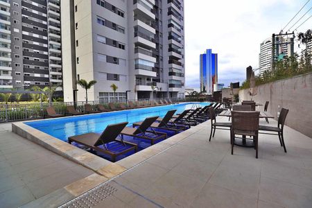 Apartamento à venda com 128m², 3 quartos e 2 vagasÁrea comum - Piscina