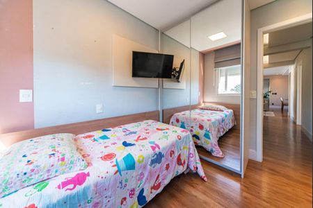 Apartamento à venda com 128m², 3 quartos e 2 vagasQUarto 2
