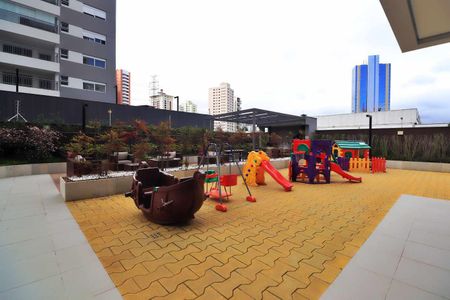 Apartamento à venda com 128m², 3 quartos e 2 vagasÁrea comum - Playground