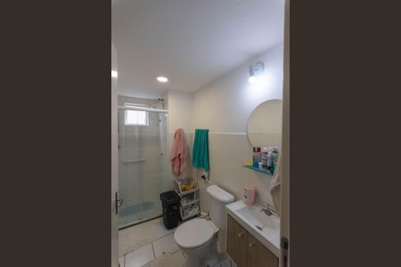 Apartamento à venda com 56m², 2 quartos e 1 vaga Apartamento à venda com 56m², 2 quartos e 1 vagaBanheiro