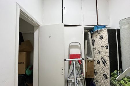 Apartamento à venda com 143m², 3 quartos e 2 vagasQuarto de Serviço