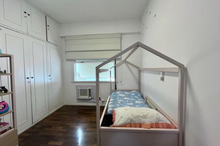 Apartamento à venda com 143m², 3 quartos e 2 vagasSuite 2