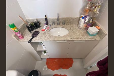Apartamento à venda com 64m², 2 quartos e 1 vagaBanheiro da Suíte 2