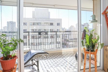 Sacada de apartamento à venda com 3 quartos, 118m² em Vila Anglo Brasileira, São Paulo
