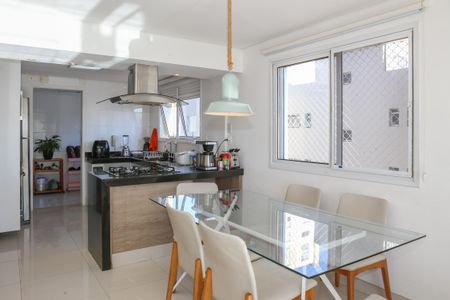 Apartamento à venda com 118m², 3 quartos e 2 vagasSala