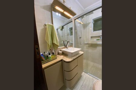 Casa à venda com 125m², 3 quartos e 1 vagaBanheiro