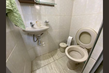 Casa à venda com 125m², 3 quartos e 1 vagaBanheiro externo