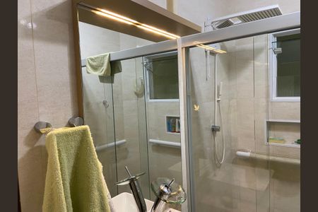 Casa à venda com 125m², 3 quartos e 1 vagaBanheiro