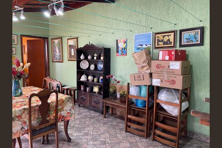 Casa à venda com 125m², 3 quartos e 1 vagaÁrea churrasqueira