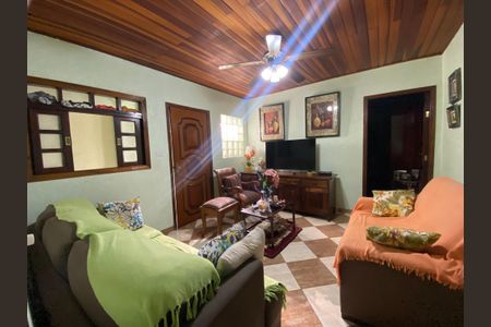 Casa à venda com 125m², 3 quartos e 1 vagaSala