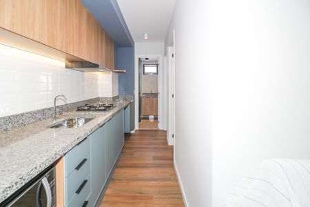 Corredor de apartamento para alugar com 2 quartos, 39m² em Água Branca, São Paulo