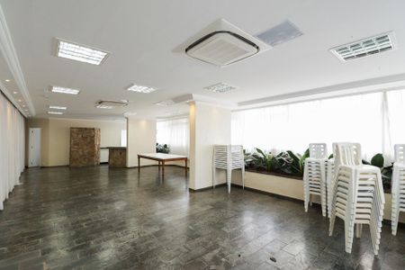 Apartamento à venda com 65m², 2 quartos e 1 vagaSalão de Festas