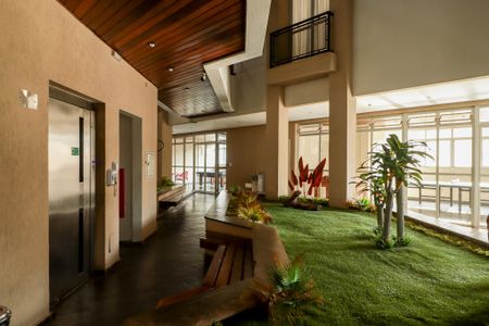 Apartamento à venda com 65m², 2 quartos e 1 vagaHall