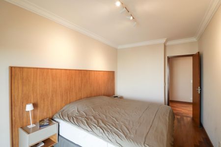 Apartamento à venda com 200m², 3 quartos e 6 vagassuíte 1