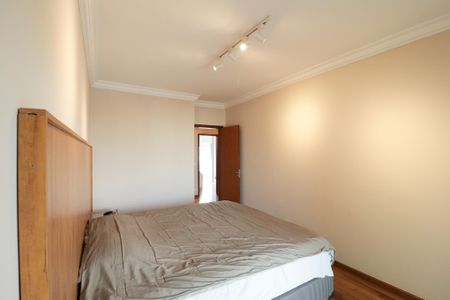 Apartamento à venda com 200m², 3 quartos e 6 vagassuíte 1