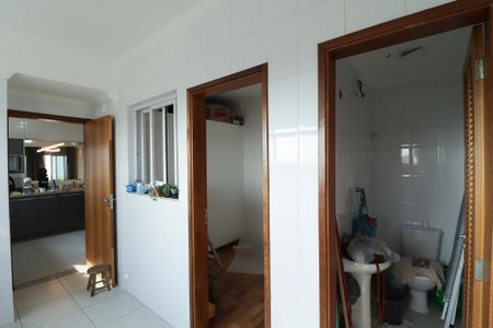 Apartamento à venda com 200m², 3 quartos e 6 vagasCozinha e Área de Serviço