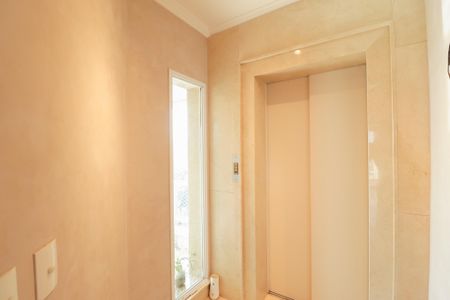 Apartamento à venda com 200m², 3 quartos e 6 vagasSala