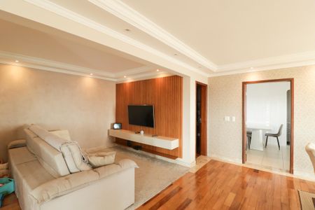 Apartamento à venda com 200m², 3 quartos e 6 vagasSala