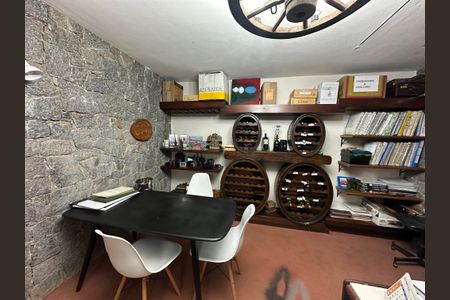 Casa de condomínio para alugar com 400m², 5 quartos e 4 vagasÁrea comum