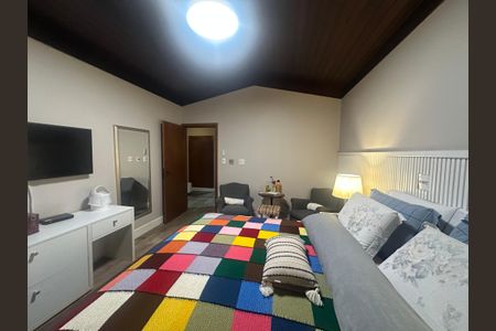 Casa de condomínio para alugar com 400m², 5 quartos e 4 vagasSuíte 4
