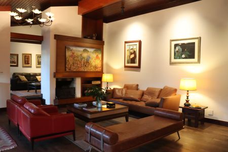 Casa de condomínio para alugar com 400m², 5 quartos e 4 vagasSala