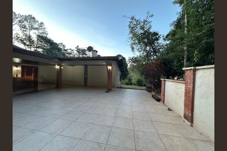 Casa de condomínio para alugar com 400m², 5 quartos e 4 vagasGaragem