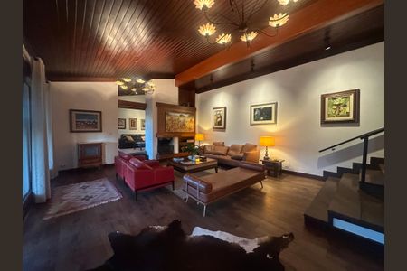 Sala de casa de condomínio para alugar com 5 quartos, 400m² em Jardim Parnaiba, Barueri