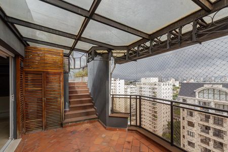 Apartamento à venda com 192m², 3 quartos e 2 vagasCobertura