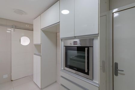 Apartamento à venda com 192m², 3 quartos e 2 vagasCozinha