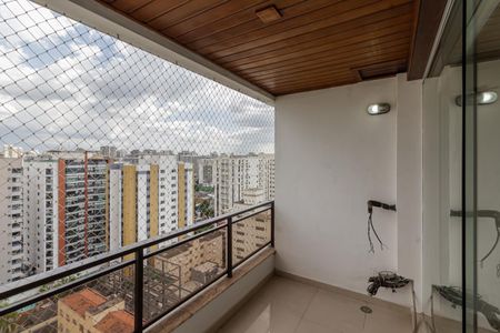 Sacada de apartamento para alugar com 3 quartos, 192m² em Indianópolis, São Paulo