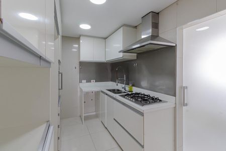 Apartamento à venda com 192m², 3 quartos e 2 vagasCozinha