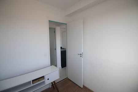 Quarto 1 de apartamento para alugar com 2 quartos, 30m² em Vila Maria, São Paulo