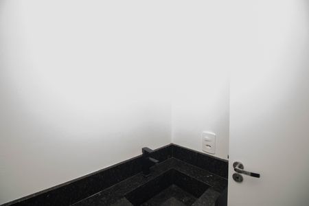 Banheiro  de apartamento para alugar com 2 quartos, 30m² em Vila Maria, São Paulo