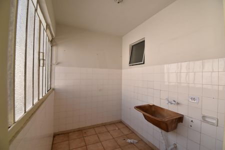 Apartamento para alugar com 70m², 2 quartos e 1 vagaÁrea de serviço