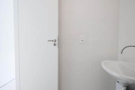 Apartamento para alugar com 30m², 1 quarto e sem vagaBanheiro 