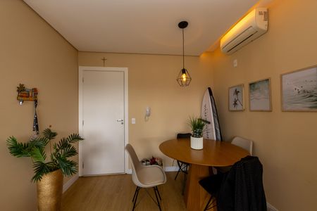 Apartamento à venda com 56m², 2 quartos e 1 vagaSala_Cozinha