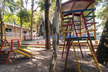 Apartamento para alugar com 58m², 2 quartos e sem vagaÁrea comum - Playground