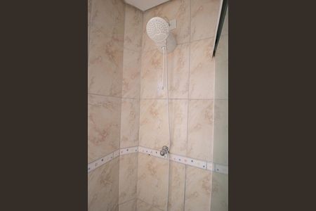 Apartamento para alugar com 58m², 2 quartos e sem vagaDetalhe do banheiro