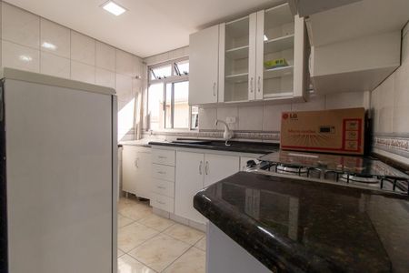 Apartamento para alugar com 58m², 2 quartos e sem vagaCozinha e Área de Serviço