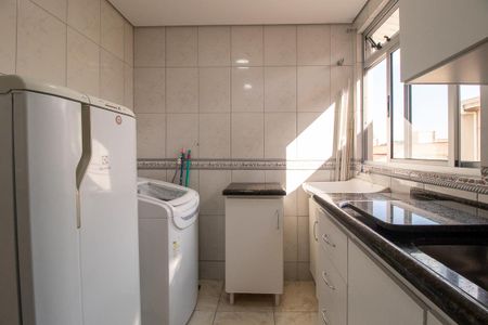 Apartamento para alugar com 58m², 2 quartos e sem vagaCozinha e Área de Serviço