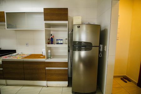 Cozinha de apartamento para alugar com 2 quartos, 85m² em Guilhermina, Praia Grande