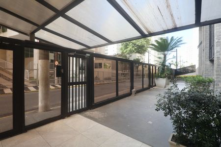 Apartamento para alugar com 85m², 2 quartos e 1 vagaFachada