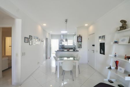 Apartamento para alugar com 85m², 2 quartos e 1 vagaSala