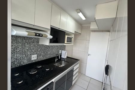 Cozinha  de apartamento à venda com 2 quartos, 44m² em Jardim Leonor, São Paulo